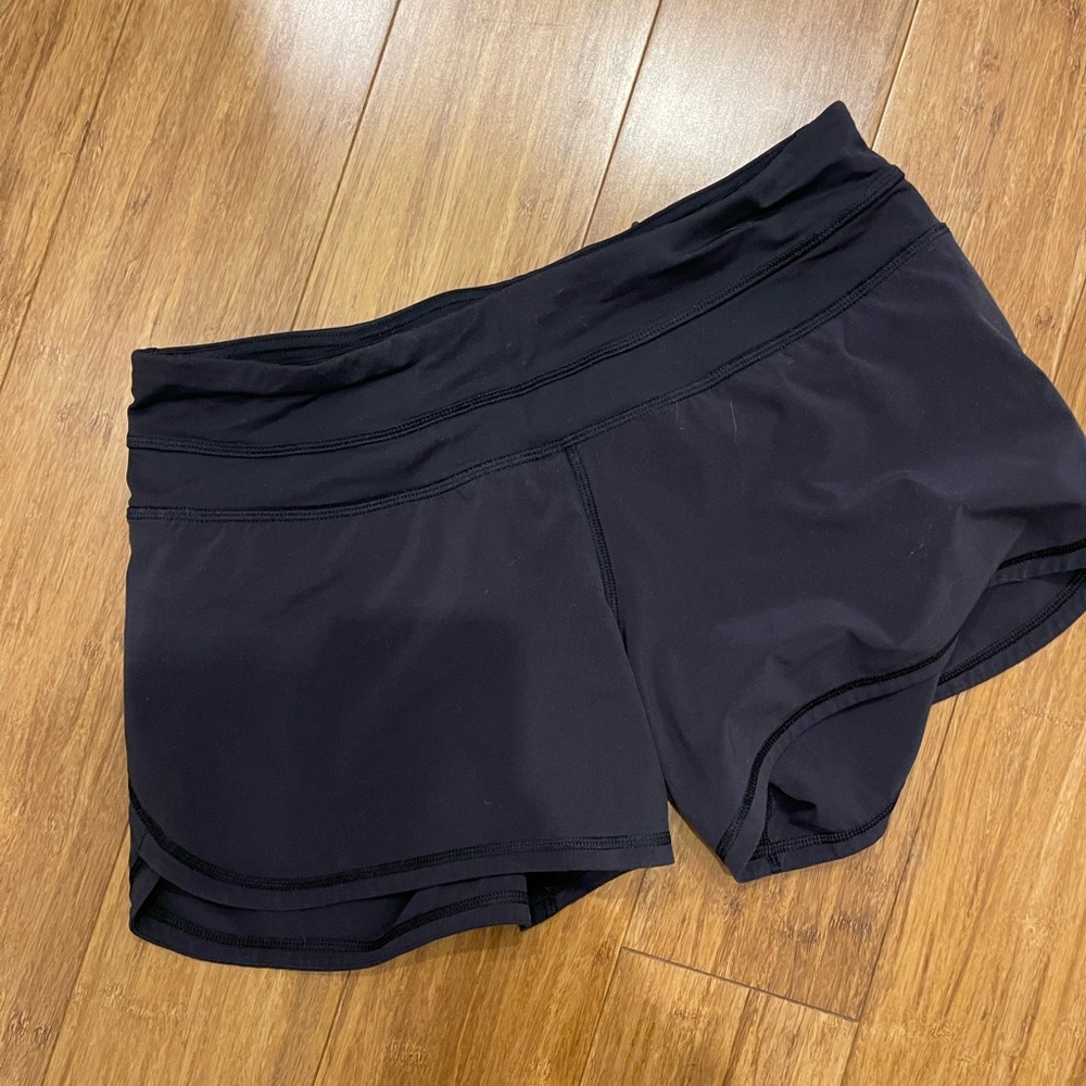 Black Lulu Lemon shorts